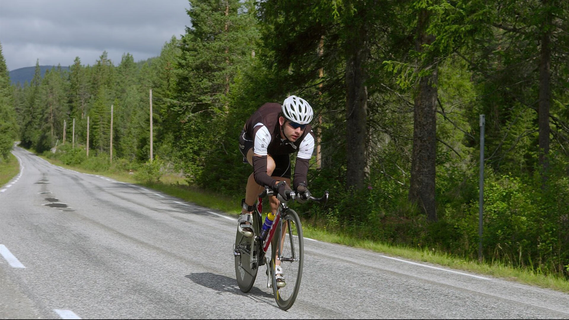 九游体育官方网站-98球超越阿德巴约，哈兰德升至英超历史射手榜第35位，英超历史射手榜凯恩